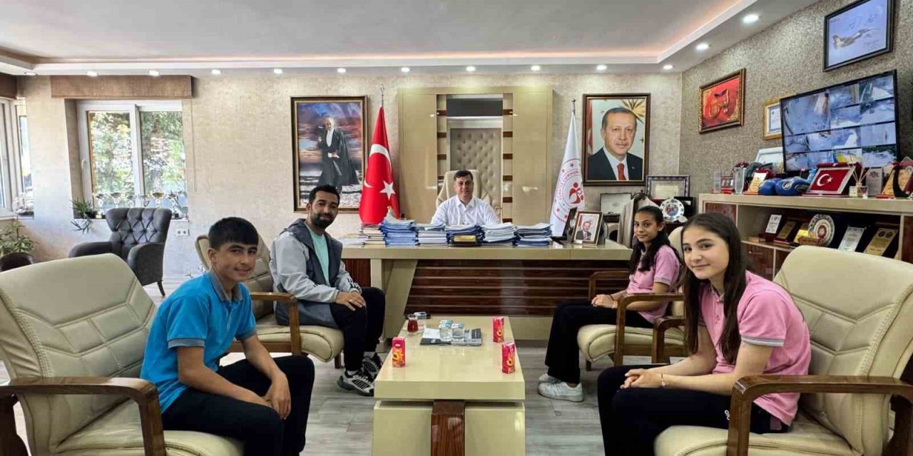 Çifte şampiyon Manisa’dan