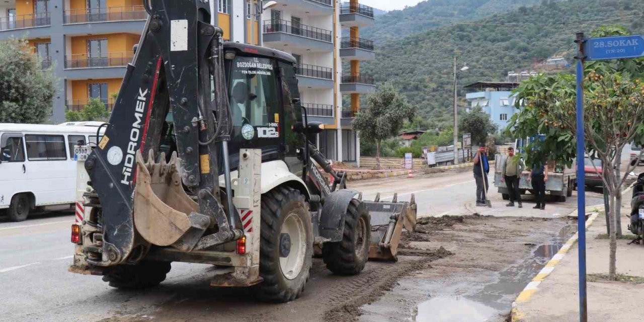Bozdoğan’da yağışın izleri siliniyor
