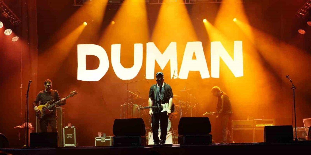 Duman konseriyle Gençlik Festivali’ne muhteşem final