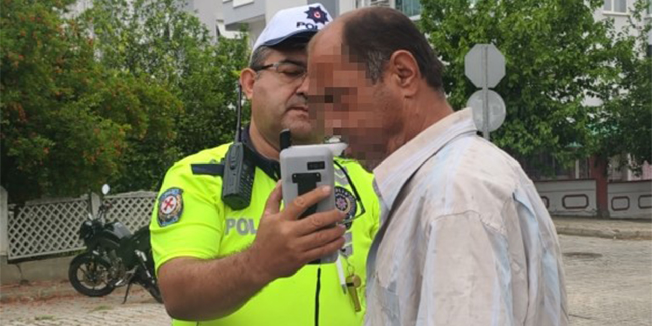 Trafikte zikzak çizerek ilerledi, hem alkollü hem firari çıktı