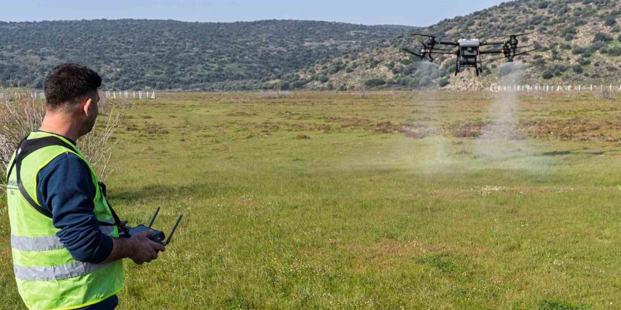 İzmir’de kurban pazarlarında ’organik’ ve ’dron’lu ilaçlama