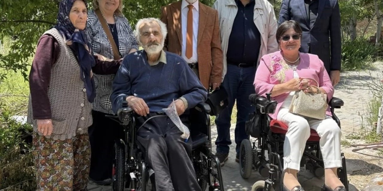 Hayırseverden 5 engelliye bayram hediyesi