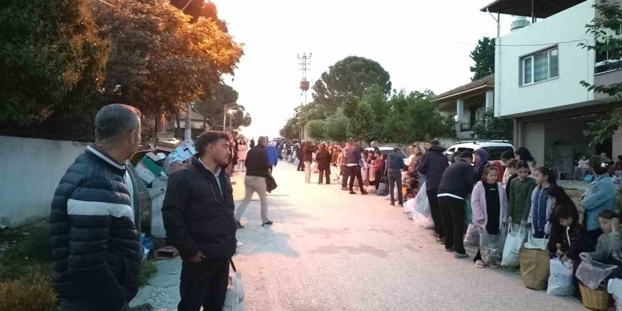 Asırlık gelenekle çocukların yüzü gülüyor