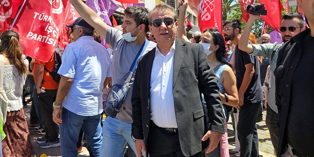 Anıl Yetişkin’den Özgür Özel’e İzmir’de destek