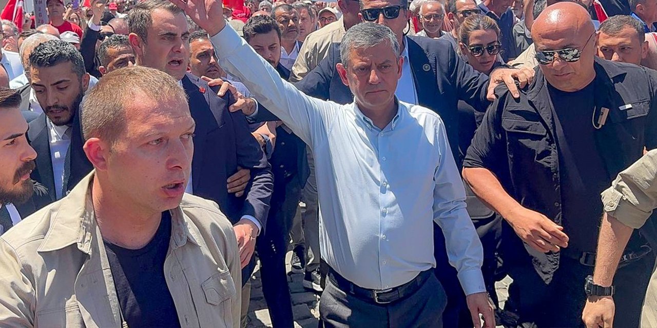 Özgür Özel’den Kılıçdaroğlu’na çağrı: "Başkası kazanırsa elini öpeceğim"