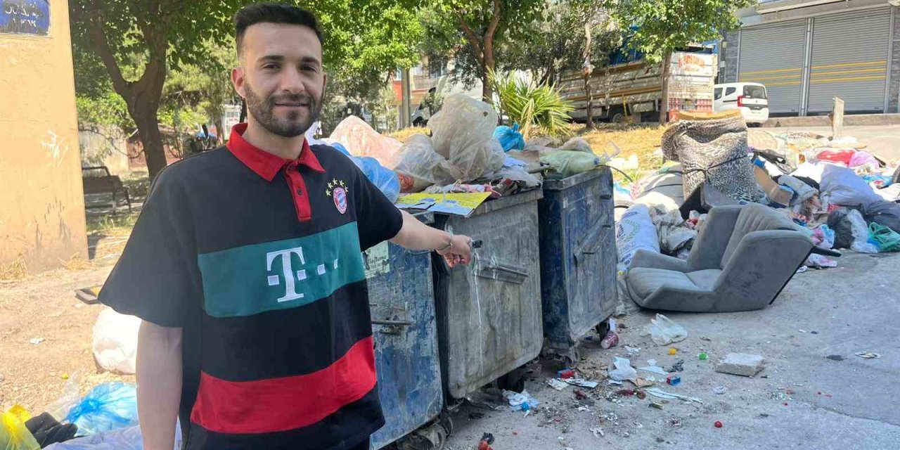 İzmir’de vatandaşların ’çöp’ isyanı: "Bari bayramda temizleyin"