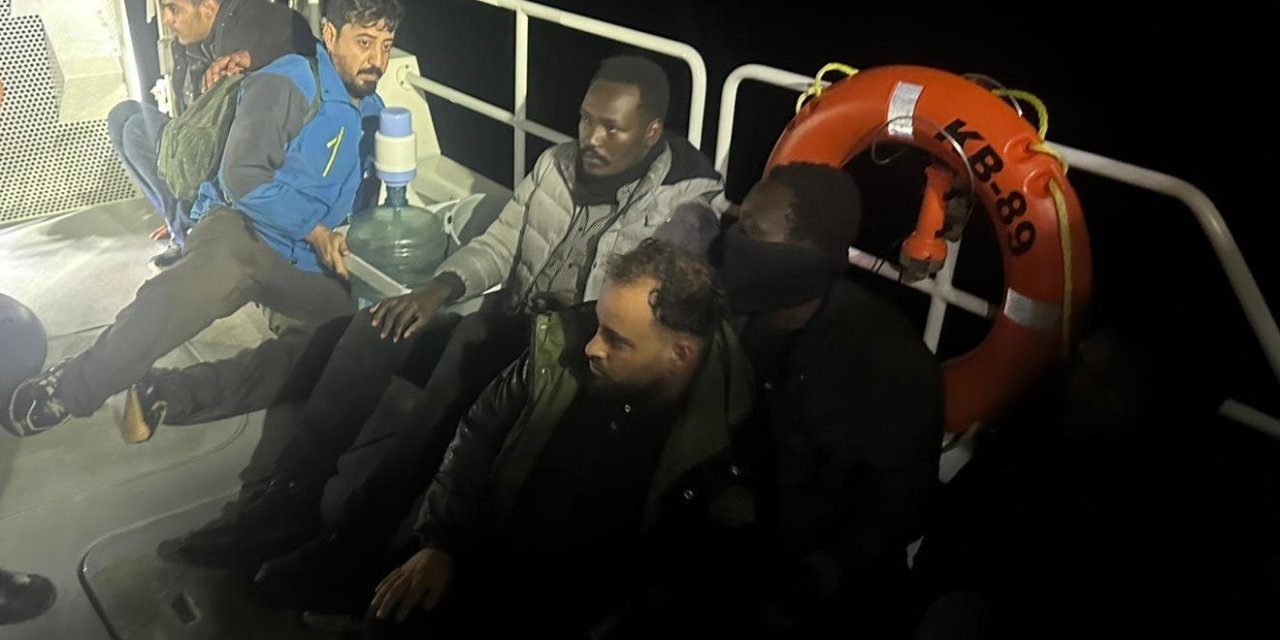İzmir’de 66 düzensiz göçmen yakalandı
