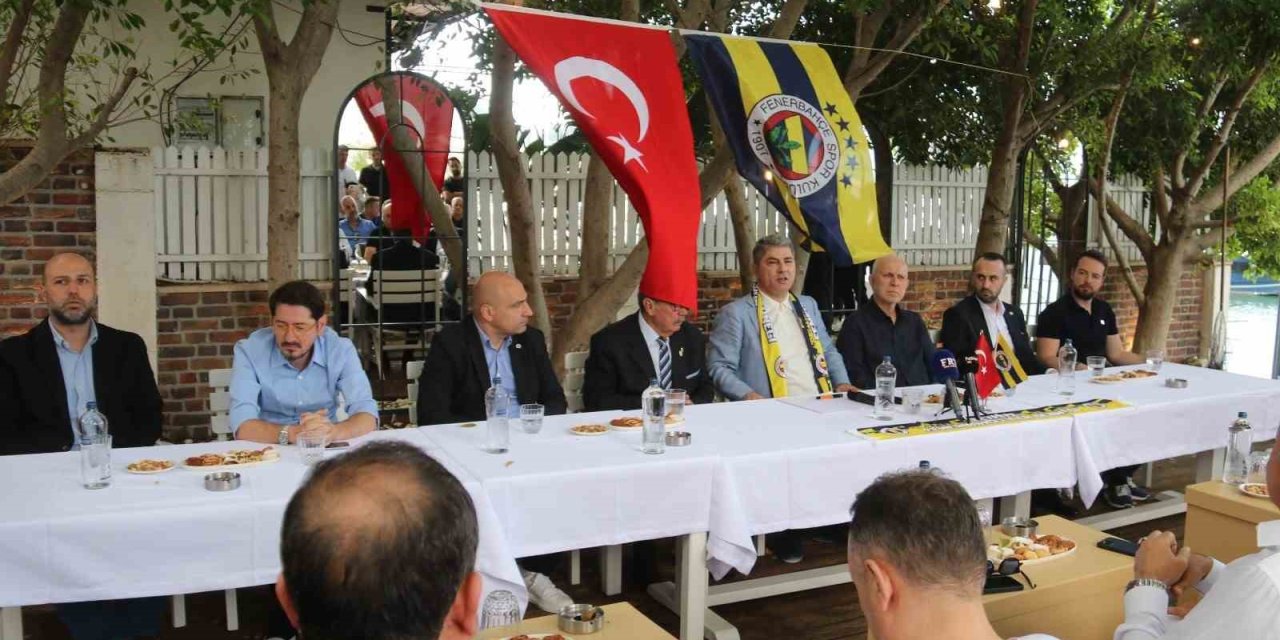 Hakan Safi, Fethiye’de taraftarlarla buluştu