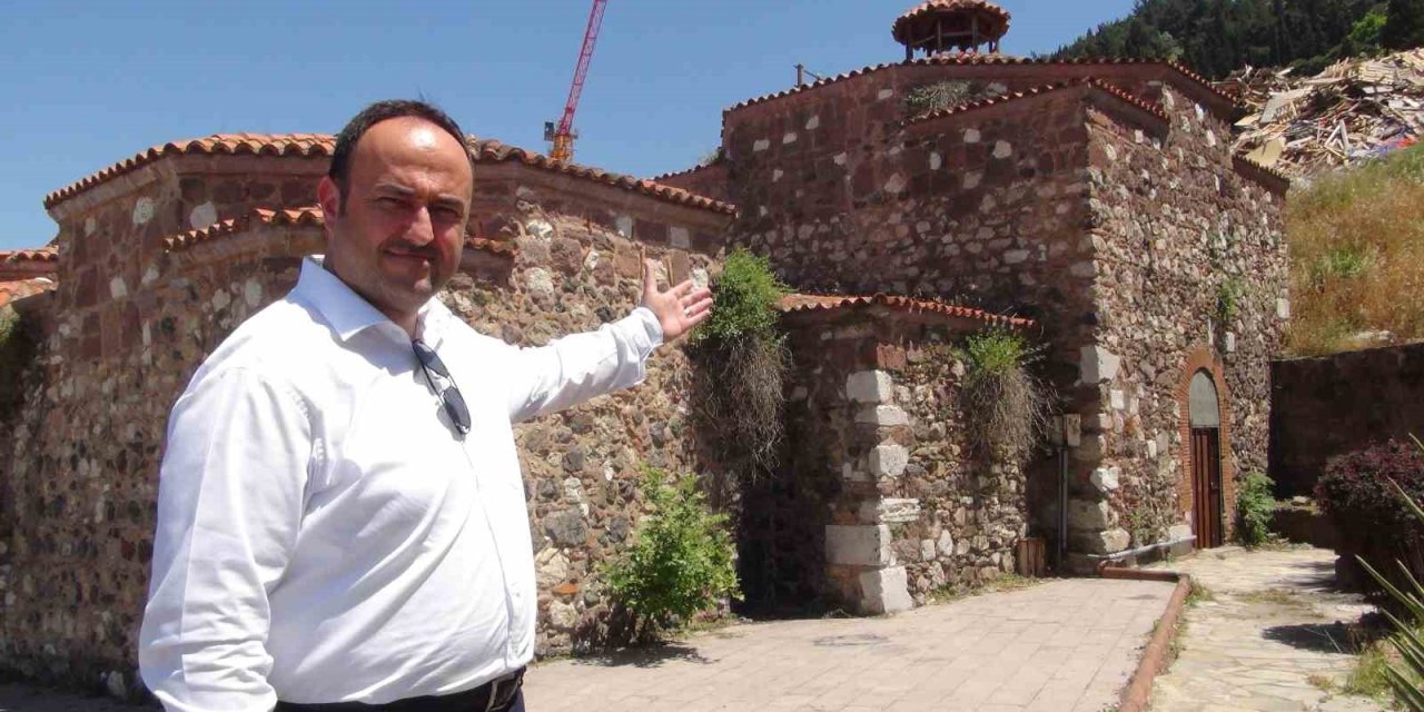 Milyonlar harcandı, tarihi hamam yeniden çürümeye terk edildi