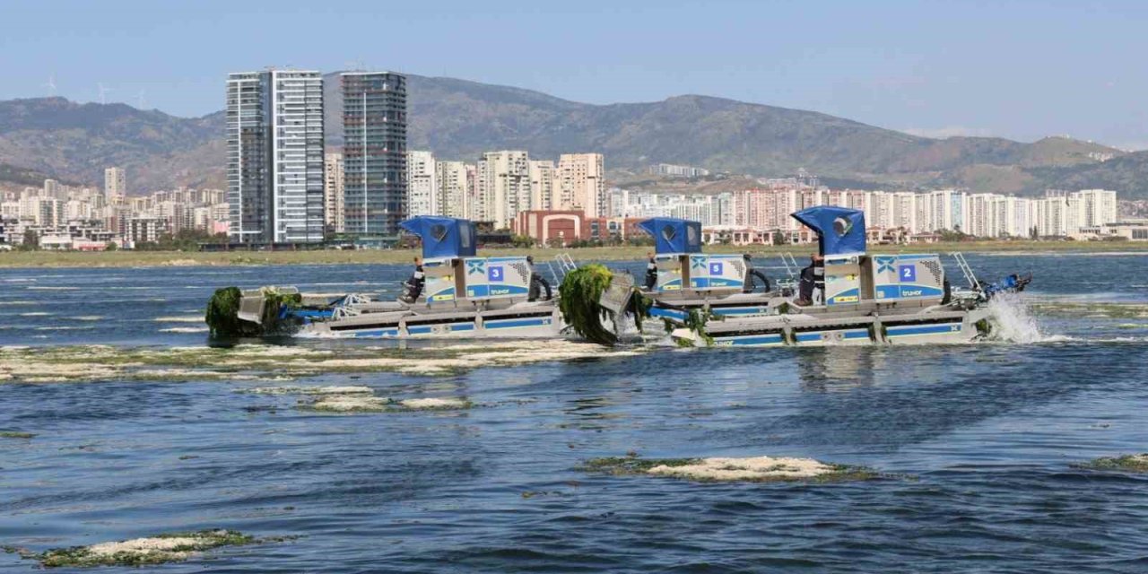 Büyükşehir’den Körfez’de temizlik mesaisi