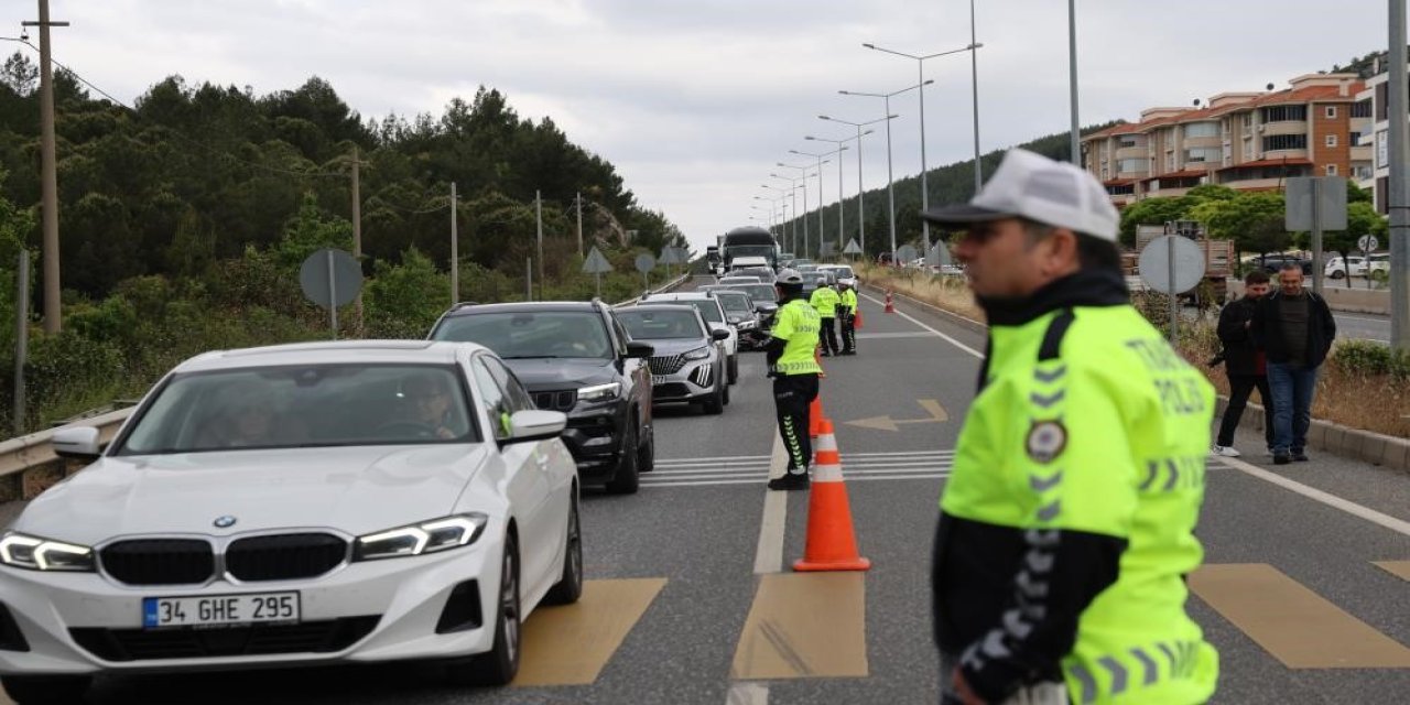 Muğla’da 9 günlük Bayram mesaisinde 37 bin araç kontrol edildi