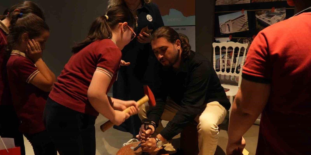 Manisalılar sanat ve tarihle iç içe günler yaşıyor