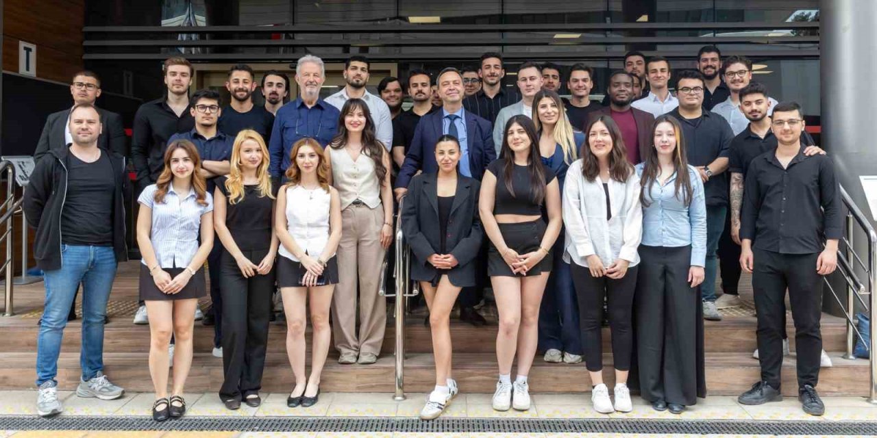 Gençlerden geleceğe akıllı çözümler