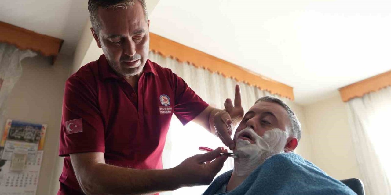 Denizli’de 2 yılda 275 bin kez evde bakım ve sağlık hizmeti verildi