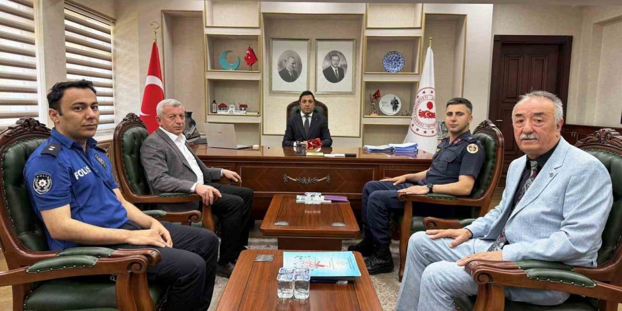 Şaphane’de okul öğrenci güvenliği iş birliği toplantısı gerçekleştirildi