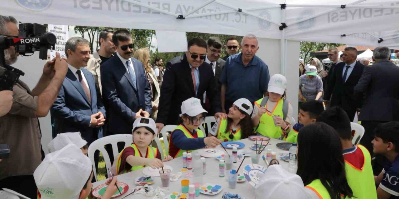 Kütahya’da "Dünya bize emanet" etkinliği