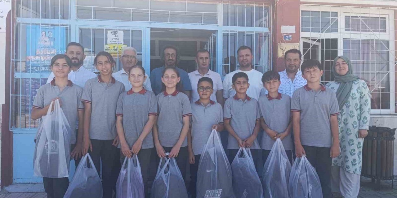 Köy okulundan bursluluk sınavında büyük başarı