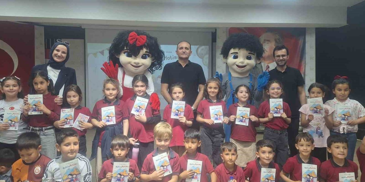 Altıntaş’ta Yazar Kudret Armağan öğrencilerle buluştu