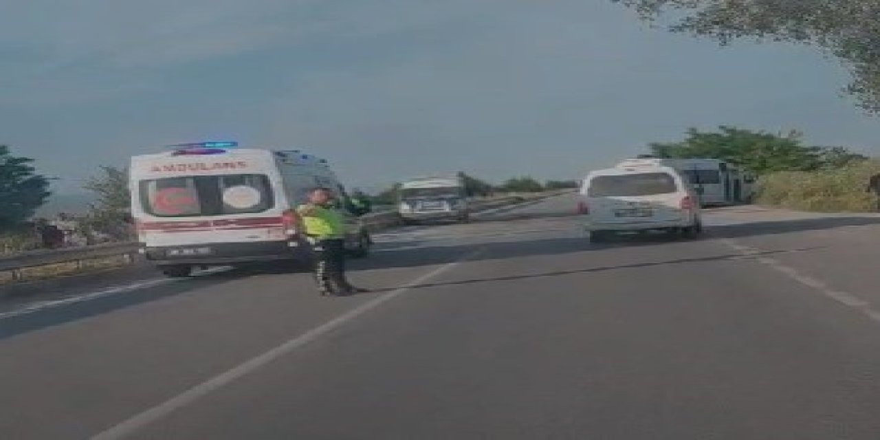 İşçi servisleri çarpıştı; 10 yaralı