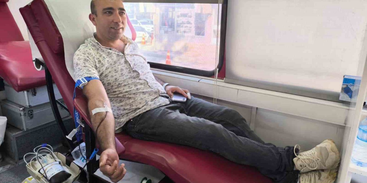 Şuhut’ta kan bağışı kampanyasına yoğun ilgi