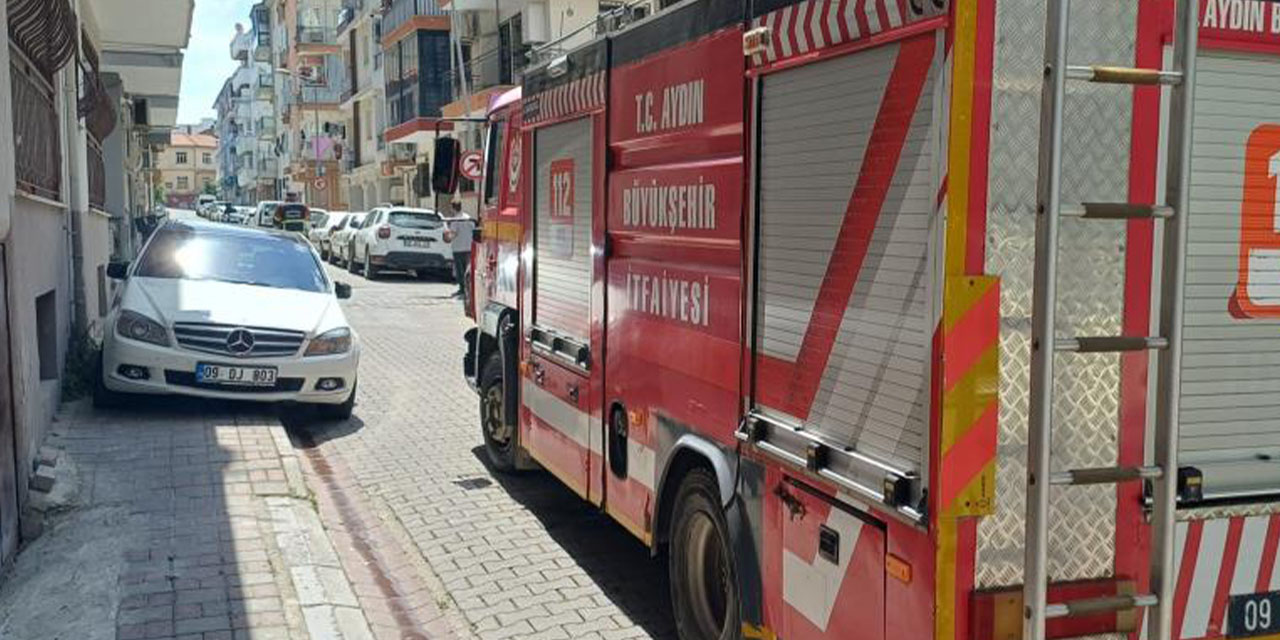 Yanlış parklar itfaiyeye engel oldu, mahalle sakinleri tepki gösterdi