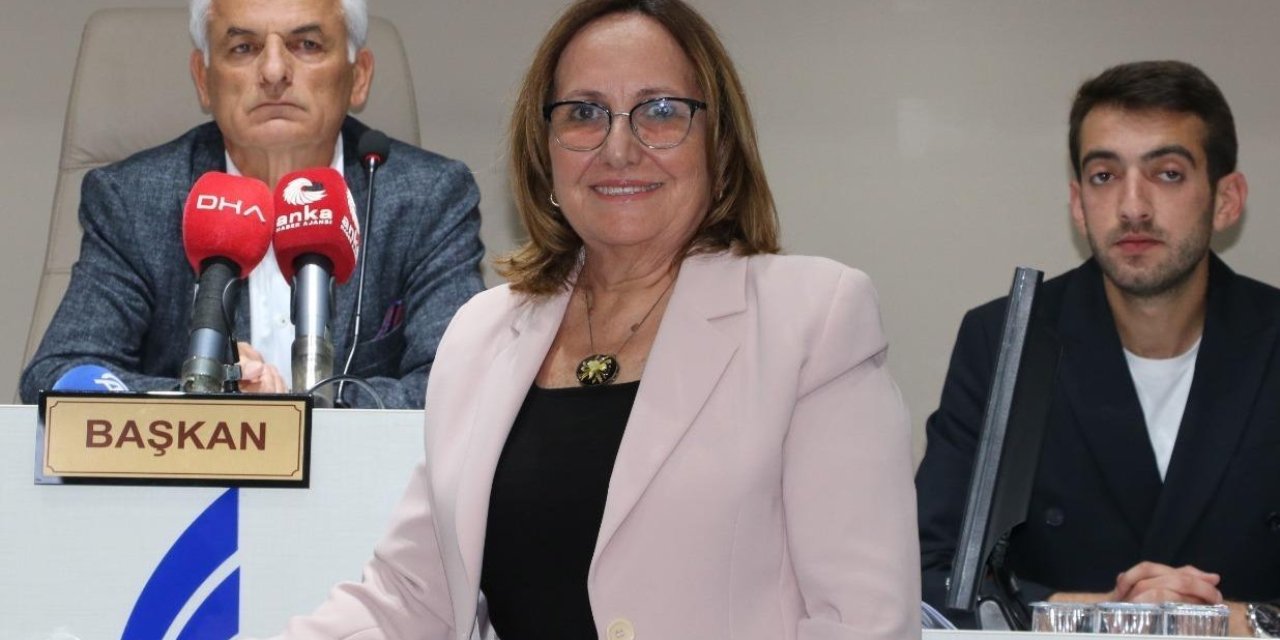 Güzelbahçe Belediyesi’nde Başkanvekili Ayşe Akın oldu