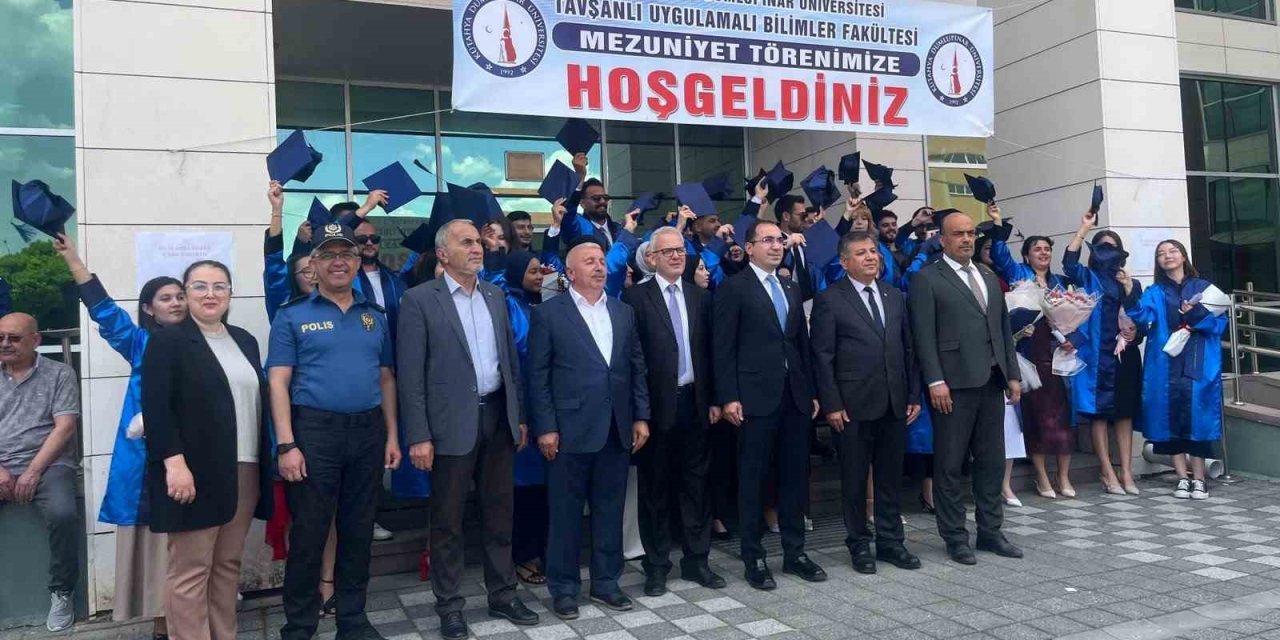 Tavşanlı TUBİF’te görkemli mezuniyet