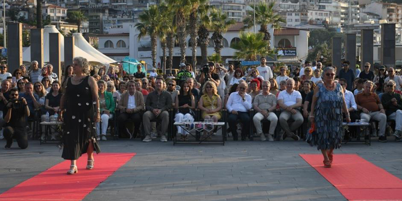 Kuşadası’nda çevre bilinci sanatla buluştu