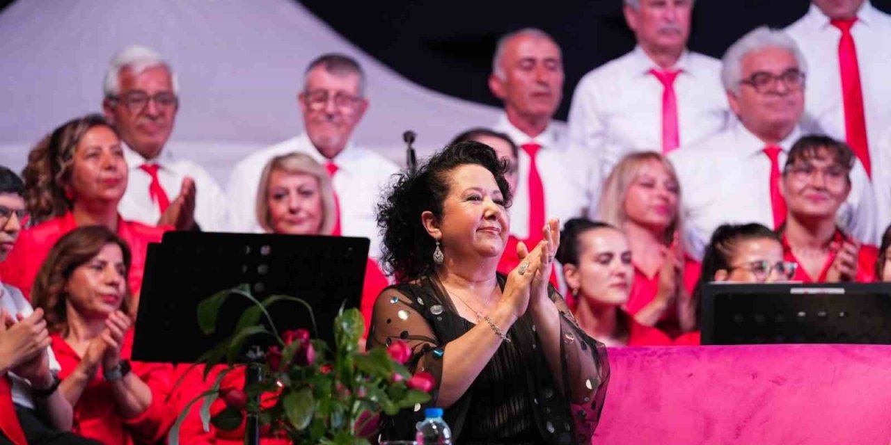Aliağa’da Emel Taşçıoğlu rüzgarı