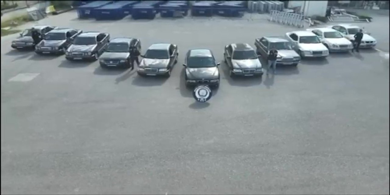 Kazalı lüks araçları change işlemiyle piyasaya süren şebeke çökertildi