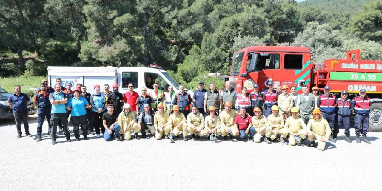 Manisa’da 5 ilçede eş zamanlı orman yangını tatbikatı gerçekleştirildi