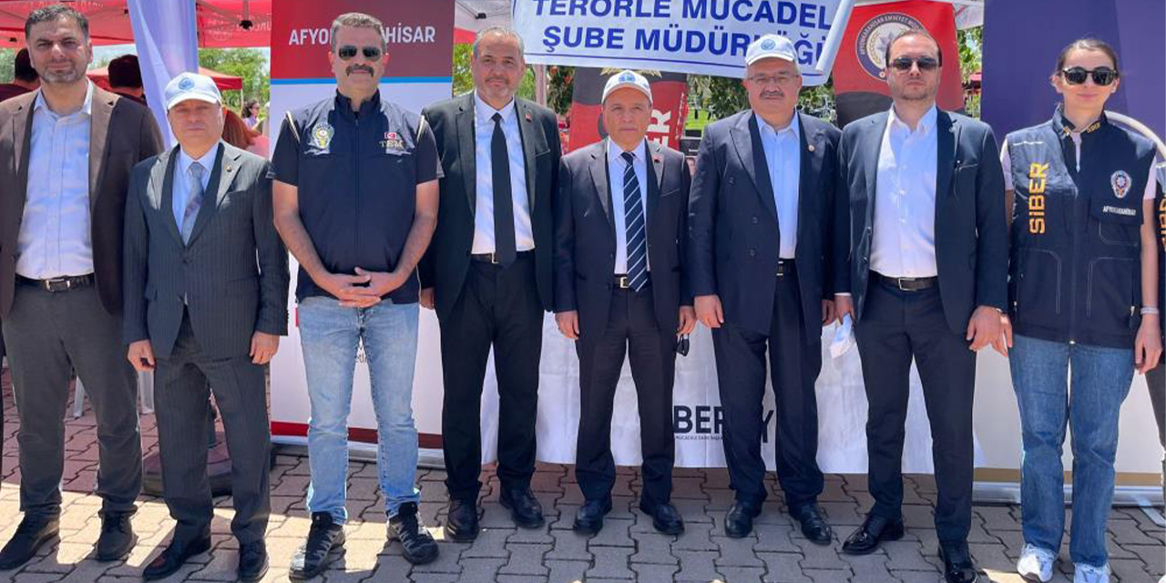 Üniversite gençliğine terör tuzaklarına karşı "El Ele" uyarısı