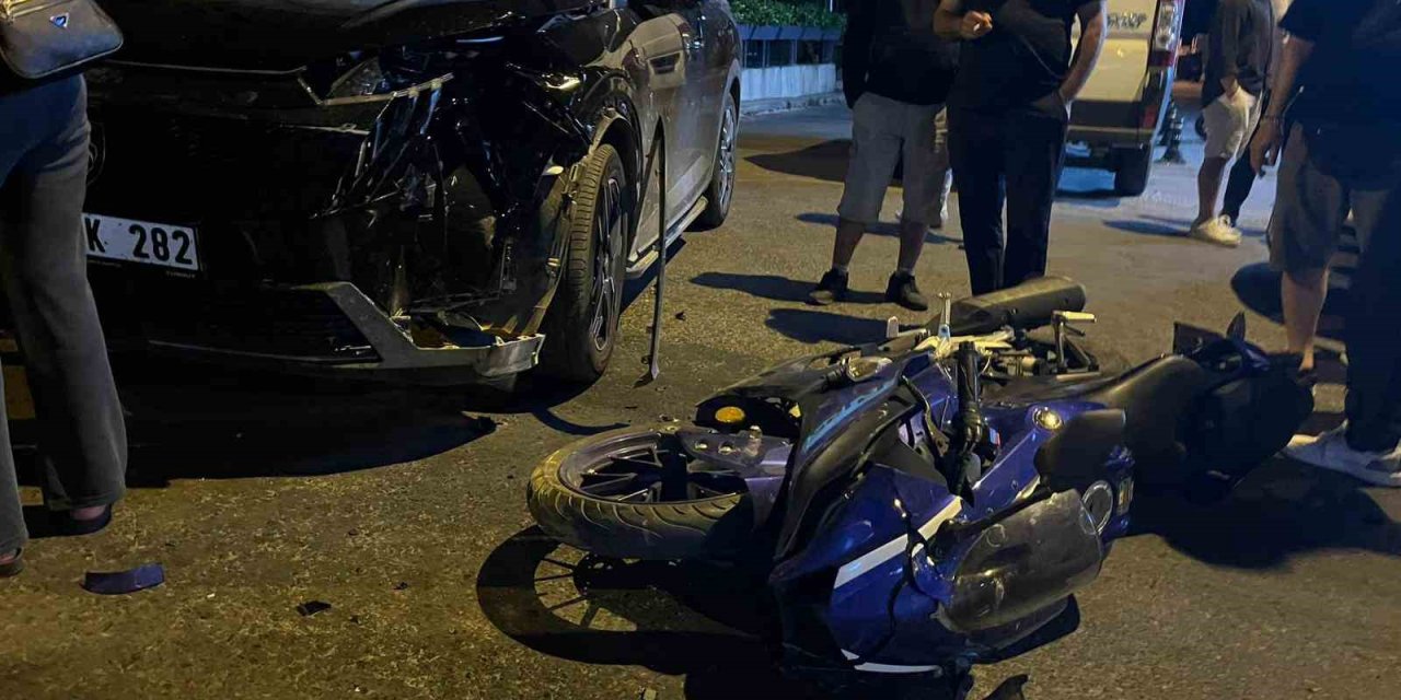 Menteşe’de ters yönden çıkan otomobil kazaya neden oldu