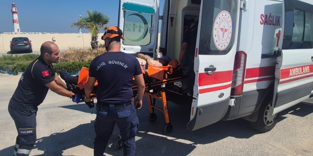 Aydın açıklarında bir şahsa tıbbi tahliye