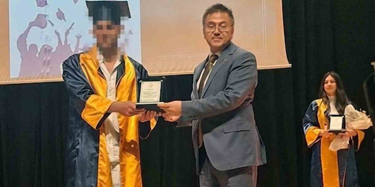 Demir parmaklıklar ardında fakülte birinciliğine