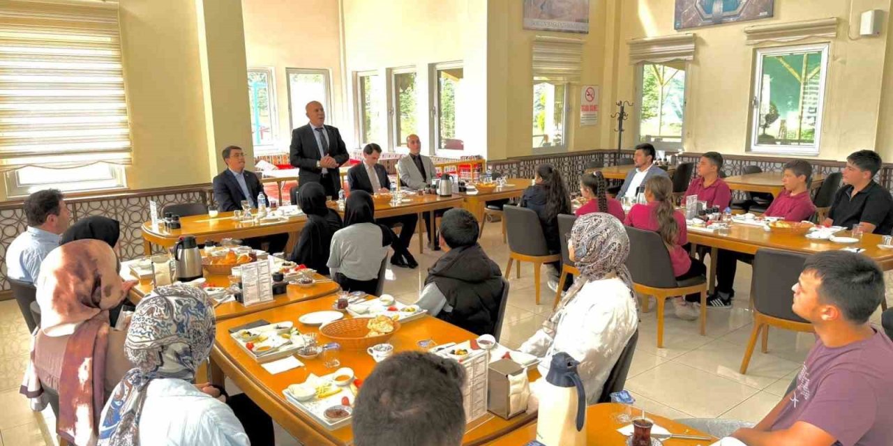 Hisarcık Belediye Başkanı Demirtaş’tan YKS adaylarına müjde