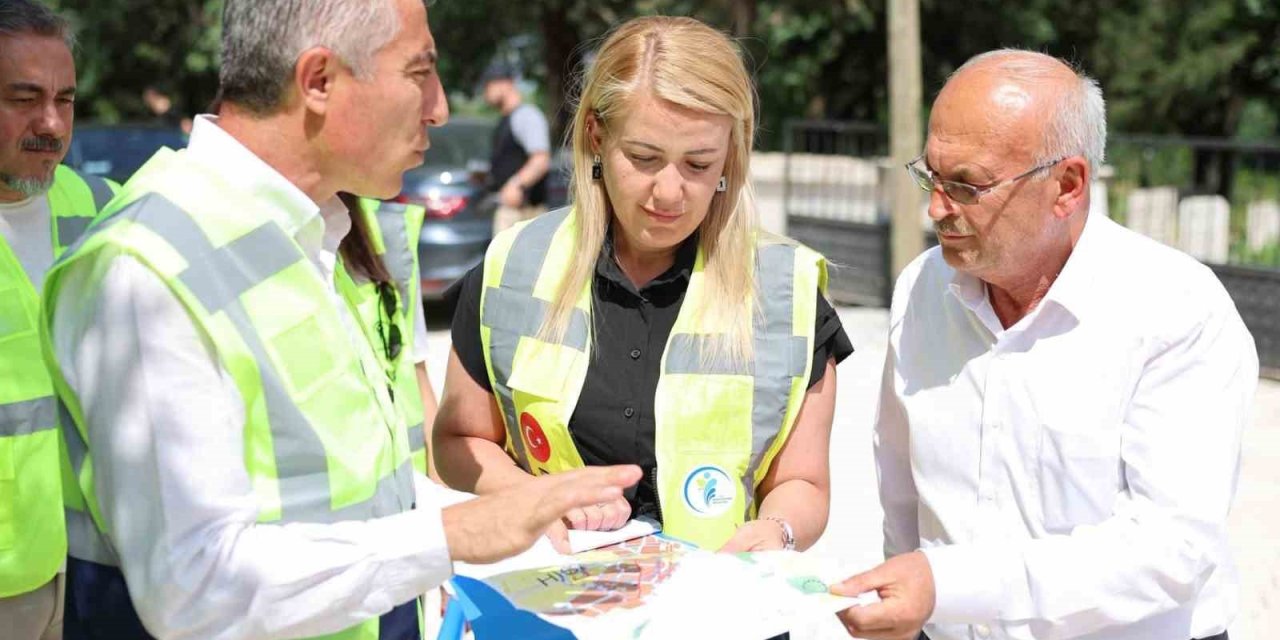 Merkezefendi’de yol çalışmaları aralıksız sürüyor