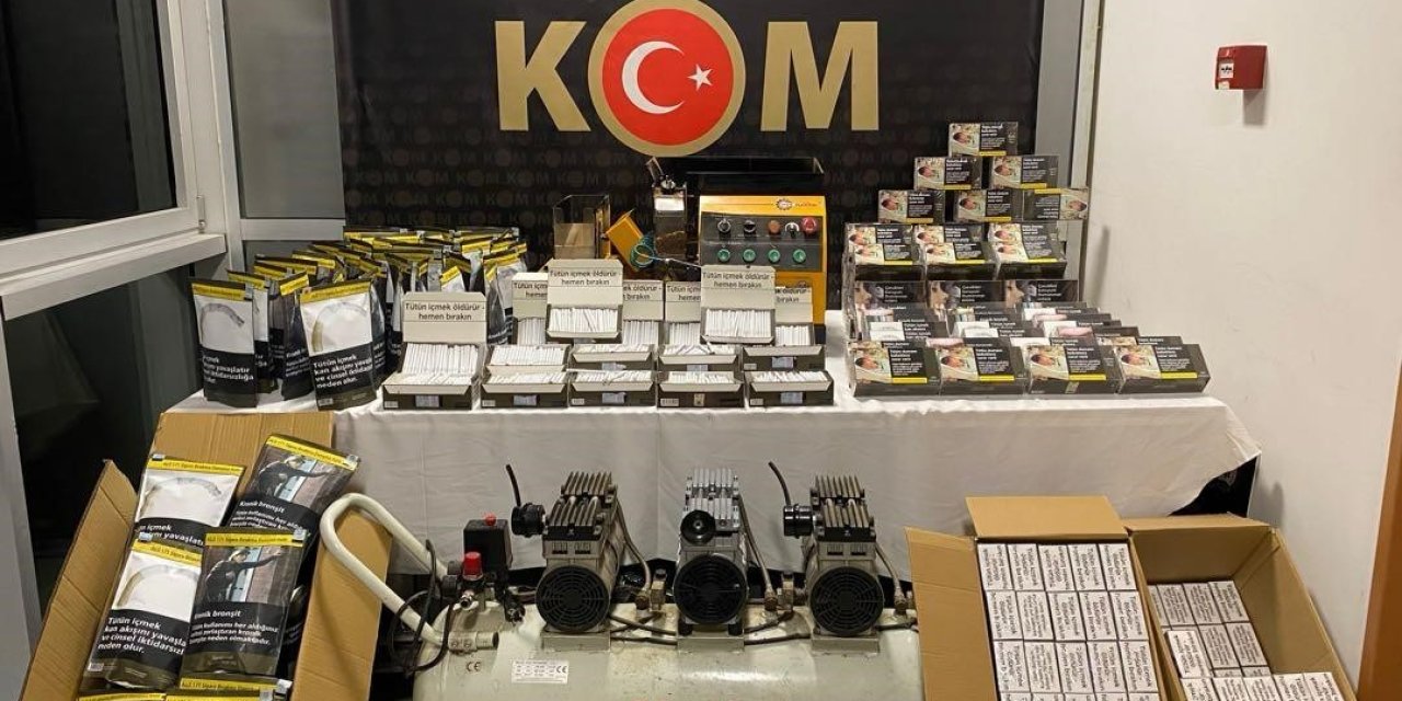 Kütahya’da kaçakçılığa darbe, binlerce makaron ve kaçak telefon ele geçirildi