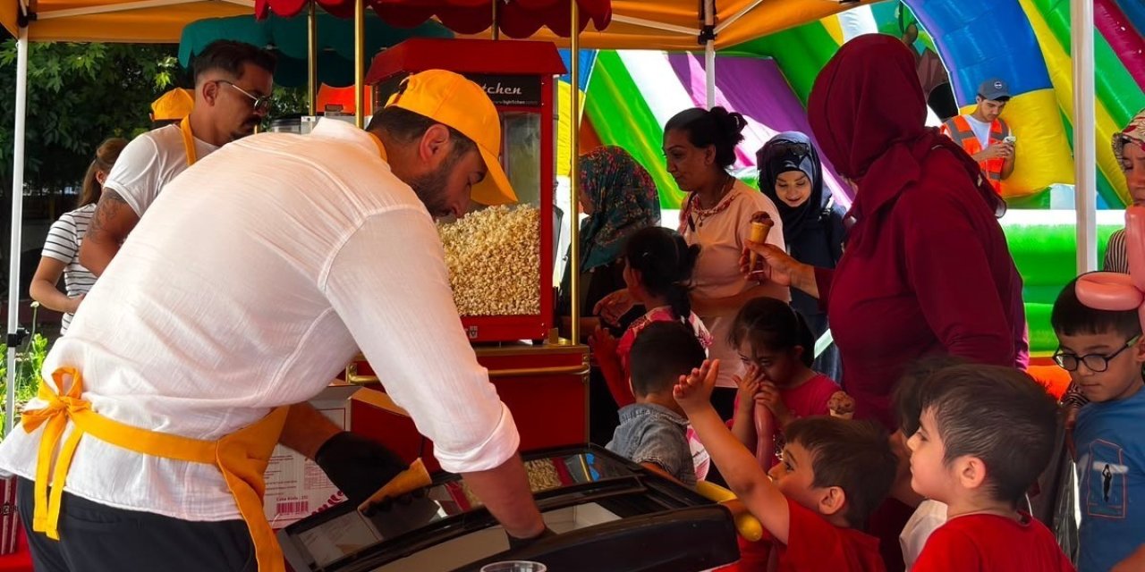 Turgutlu’da "Farklılıklarımla Öğreniyorum" projesi kapsamında öğrenci şenliği düzenlendi