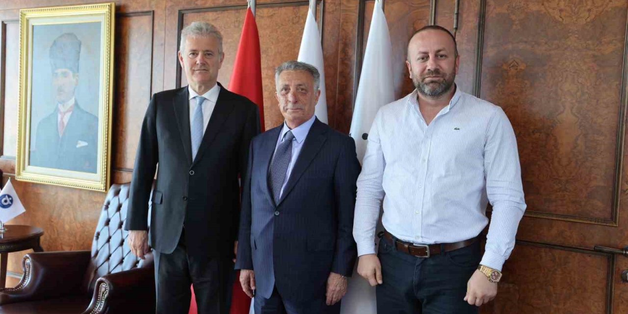 Altay’da Başkan Sinan Kanlı, Ahmet Nur Çebi ve Mahmut Özgener buluştu