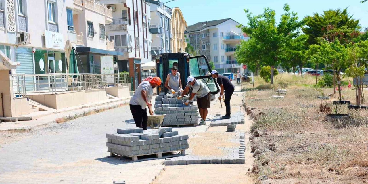 Didim Belediyesi’nden Efeler ve Yeni Mahalle’de yol bakım ve onarım çalışması