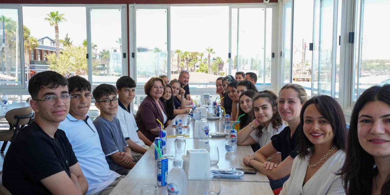 Didim Belediyesi’nden öğrencilere sınav öncesi moral buluşması