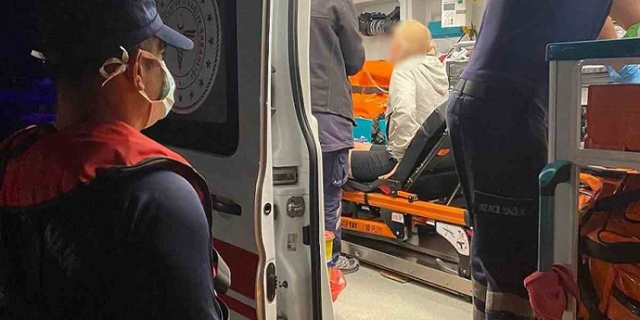 Gemide rahatsızlanan vatandaşa tıbbi tahliye