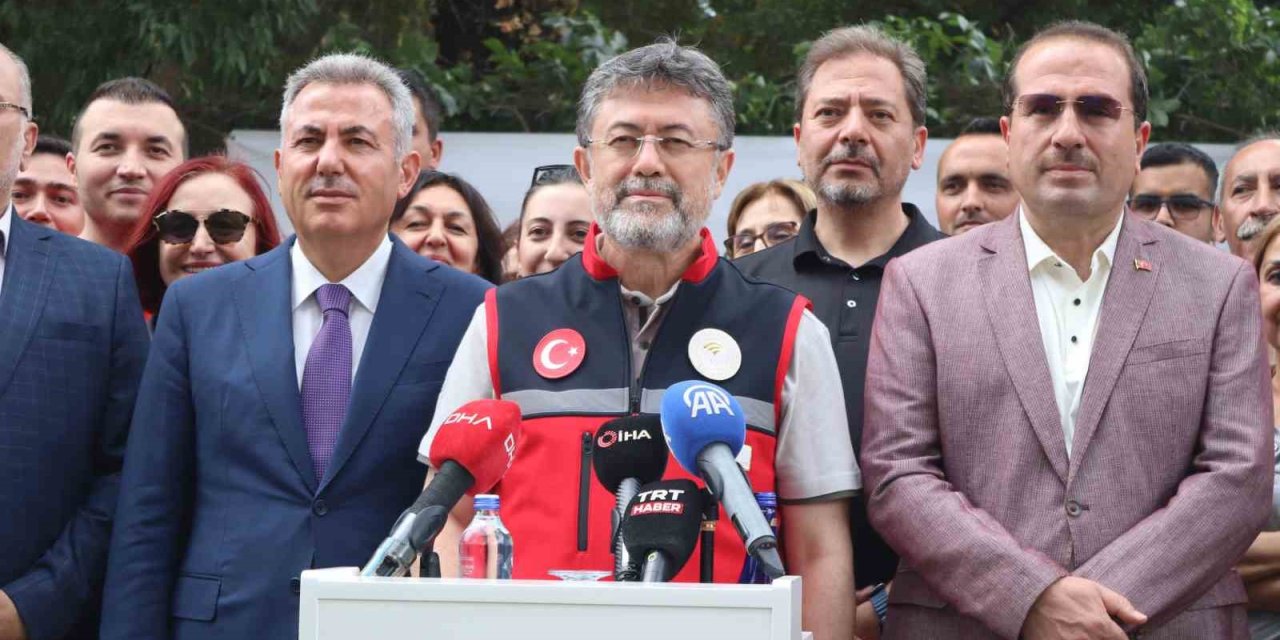 Bakan Yumaklı, İzmir’de Biyoteknik Mücadele Araştırma Merkezi’nin açılışını yaptı
