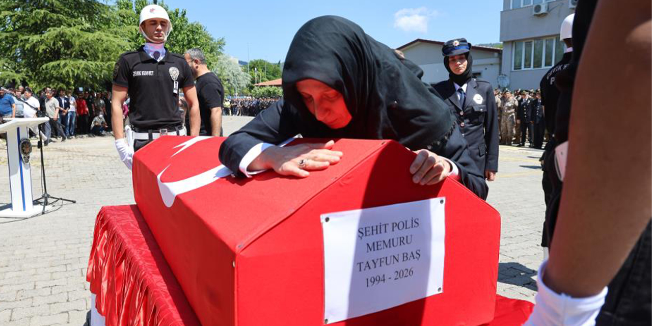 Aydınlı şehit polis Tayfun Baş’a veda: “Babanız melek oldu”