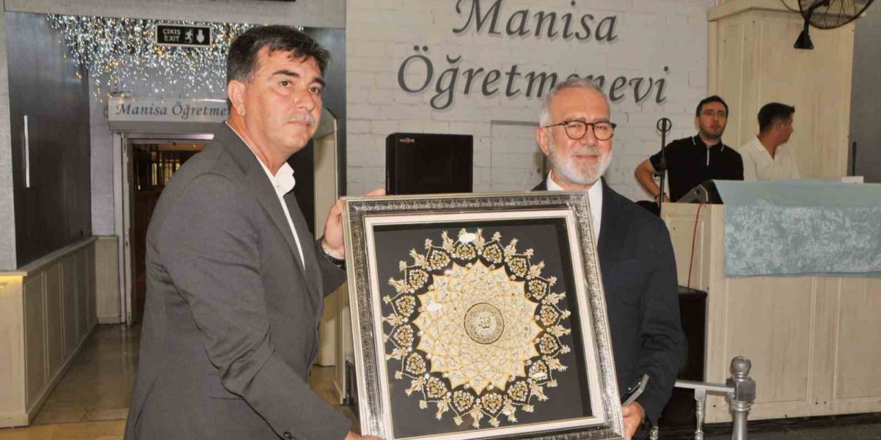 Memur-Sen Manisa İl Divanı’nda ‘Türkiye Yüzyılı’ vurgusu