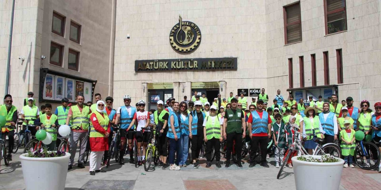 Uşak’ta 13. Geleneksel Yeşilay Bisiklet Turu düzenlendi