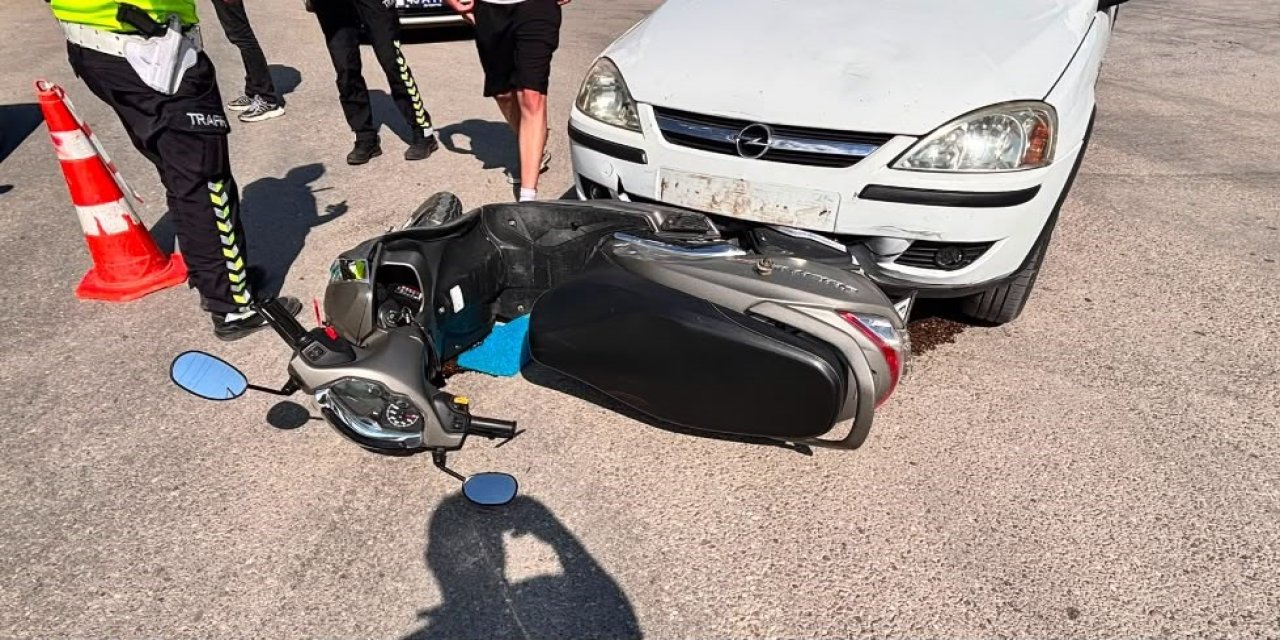 Tavşanlı’da otomobil ile motosiklet çarpıştı: 2 yaralı