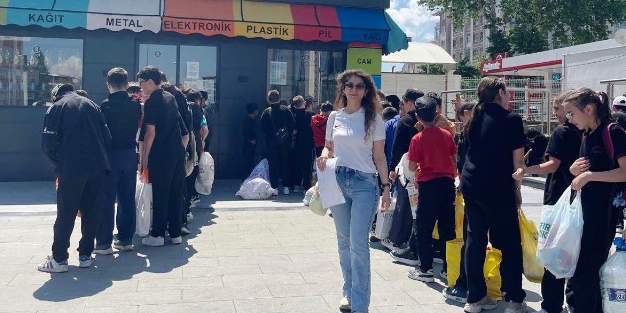 Kütahya Ahteri İmam Hatip Ortaokulu’ndan Sıfır Atık projesine anlamlı destek