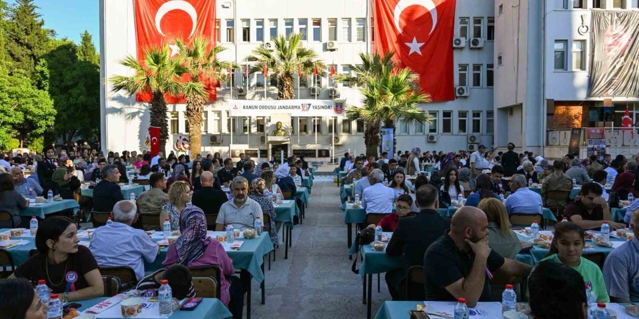 Jandarmanın 187. kuruluş yılı Manisa’da şehit aileleri ve gazilerle kutlandı